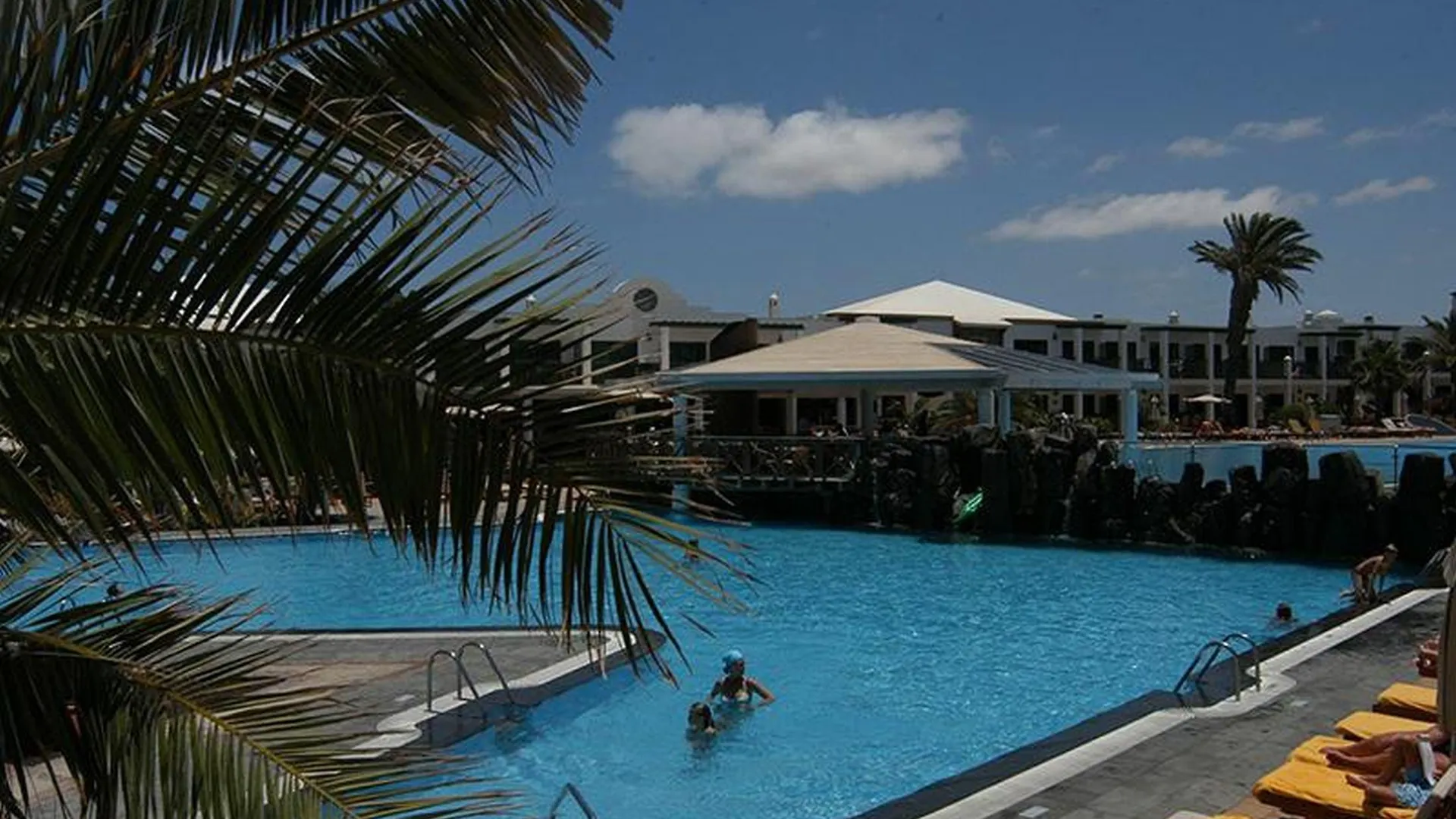 *** Aparthotel Las Marismas De Corralejo Spain